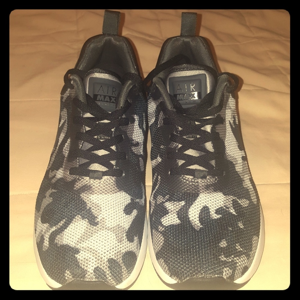 Nike Air Camo